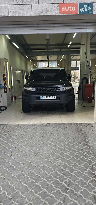 Внедорожник / Кроссовер Toyota FJ Cruiser 2006 в Одессе фото 2 Внедорожник / Кроссовер Toyota FJ Cruiser 2006 в Одессе
