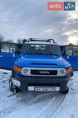 Позашляховик / Кросовер Toyota FJ Cruiser 2007 в Києві