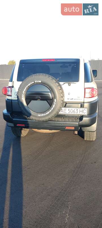 Внедорожник / Кроссовер Toyota FJ Cruiser 2010 в Киеве