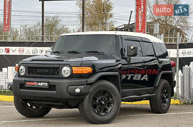 Внедорожник / Кроссовер Toyota FJ Cruiser 2012 в Киеве