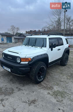 Внедорожник / Кроссовер Toyota FJ Cruiser 2008 в Шостке