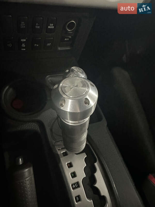 Внедорожник / Кроссовер Toyota FJ Cruiser 2008 в Шостке