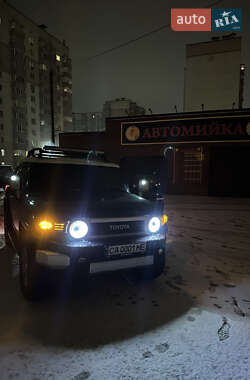 Внедорожник / Кроссовер Toyota FJ Cruiser 2007 в Лысянке