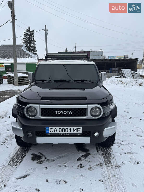 Внедорожник / Кроссовер Toyota FJ Cruiser 2007 в Лысянке