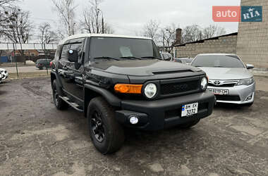 Внедорожник / Кроссовер Toyota FJ Cruiser 2012 в Сумах