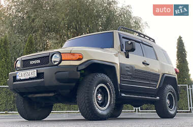 Внедорожник / Кроссовер Toyota FJ Cruiser 2010 в Смеле