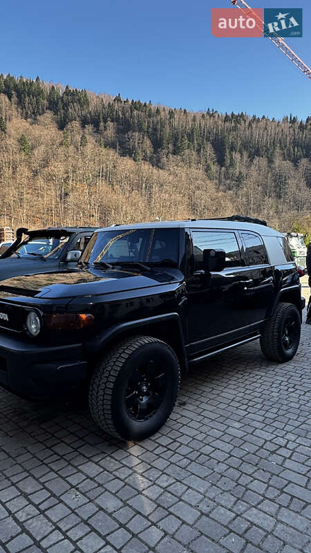 Внедорожник / Кроссовер Toyota FJ Cruiser 2006 в Яремче фото 26 Внедорожник / Кроссовер Toyota FJ Cruiser 2006 в Яремче