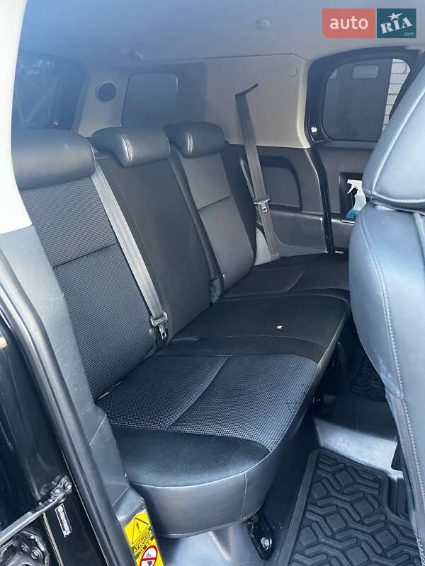 Внедорожник / Кроссовер Toyota FJ Cruiser 2008 в Ружине