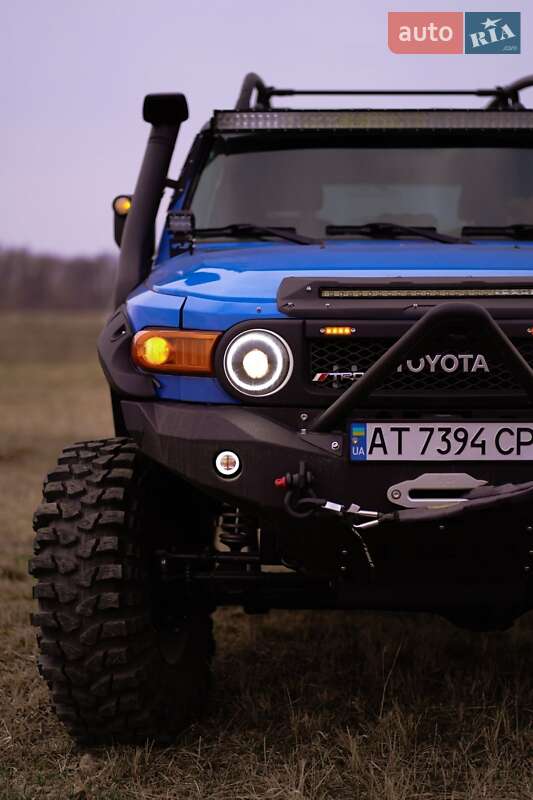 Позашляховик / Кросовер Toyota FJ Cruiser 2007 в Івано-Франківську фото 7 Позашляховик / Кросовер Toyota FJ Cruiser 2007 в Івано-Франківську