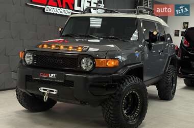 Позашляховик / Кросовер Toyota FJ Cruiser 2007 в 