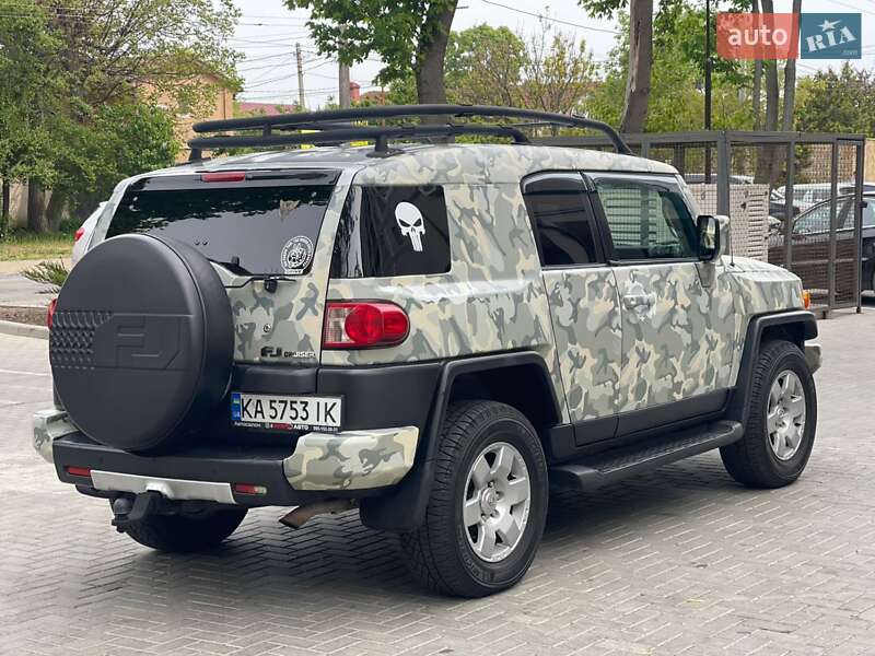 Внедорожник / Кроссовер Toyota FJ Cruiser 2006 в Одессе