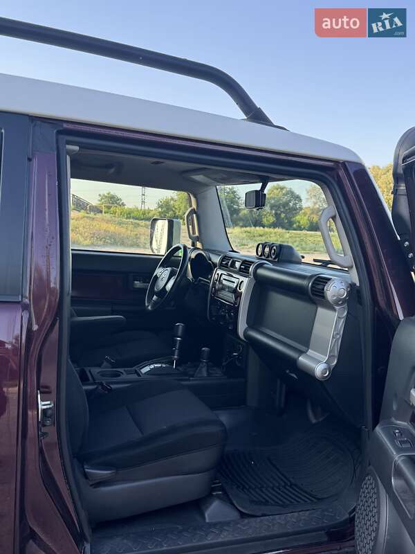 Внедорожник / Кроссовер Toyota FJ Cruiser 2007 в Харькове