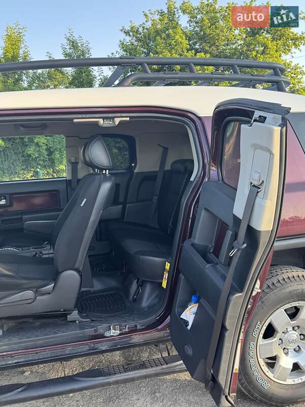 Внедорожник / Кроссовер Toyota FJ Cruiser 2007 в Харькове