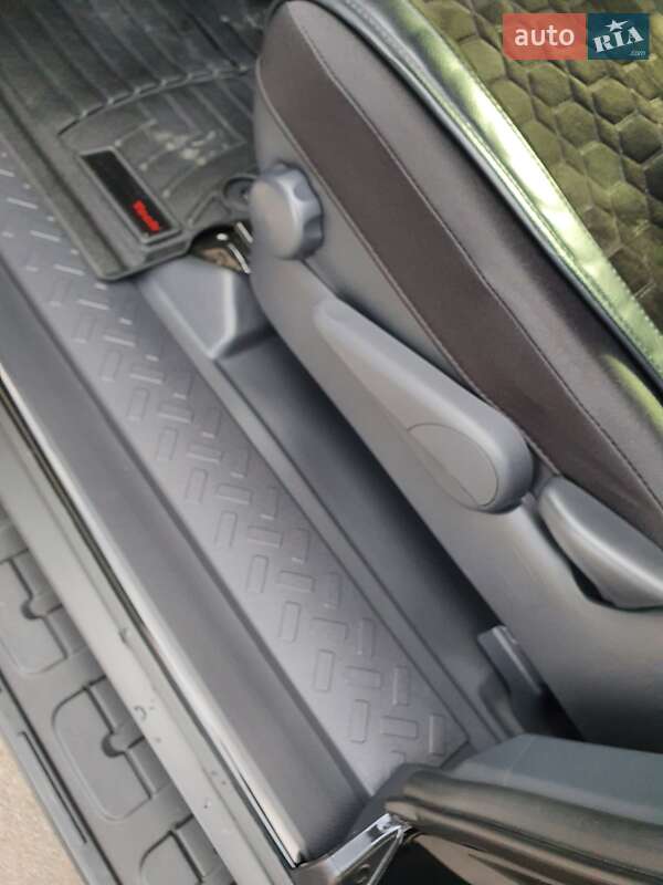 Внедорожник / Кроссовер Toyota FJ Cruiser 2021 в Хмельницком