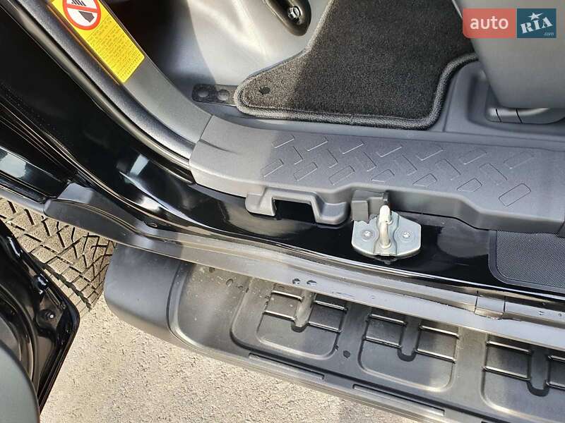 Внедорожник / Кроссовер Toyota FJ Cruiser 2021 в Хмельницком