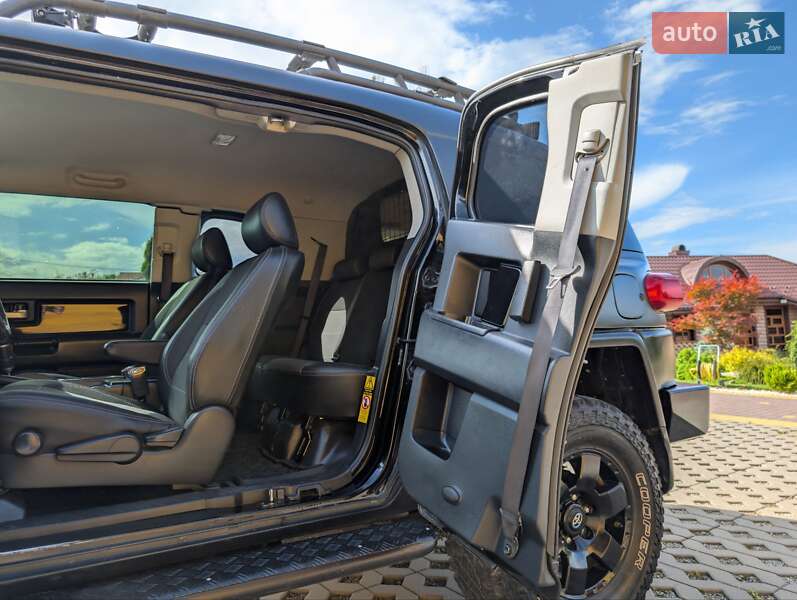 Внедорожник / Кроссовер Toyota FJ Cruiser 2007 в Ивано-Франковске