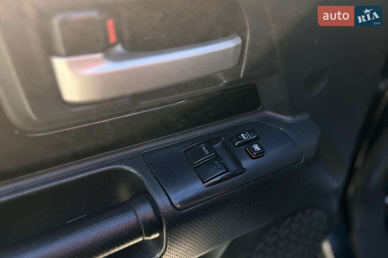 Позашляховик / Кросовер Toyota FJ Cruiser 2007 в Мукачевому