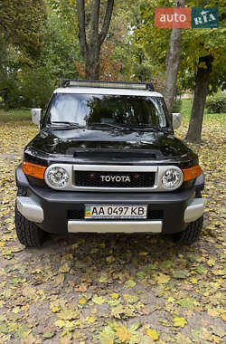 Внедорожник / Кроссовер Toyota FJ Cruiser 2008 в Киеве