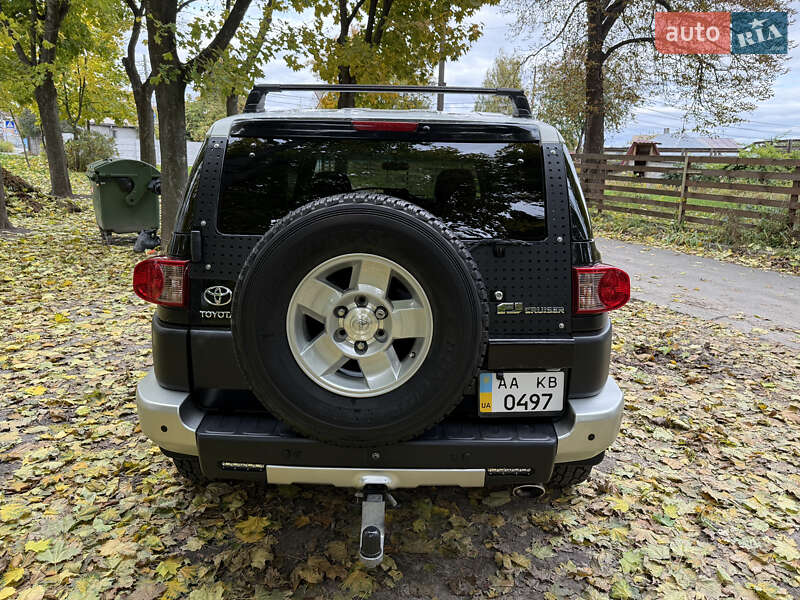 Внедорожник / Кроссовер Toyota FJ Cruiser 2008 в Киеве фото 8 Внедорожник / Кроссовер Toyota FJ Cruiser 2008 в Киеве