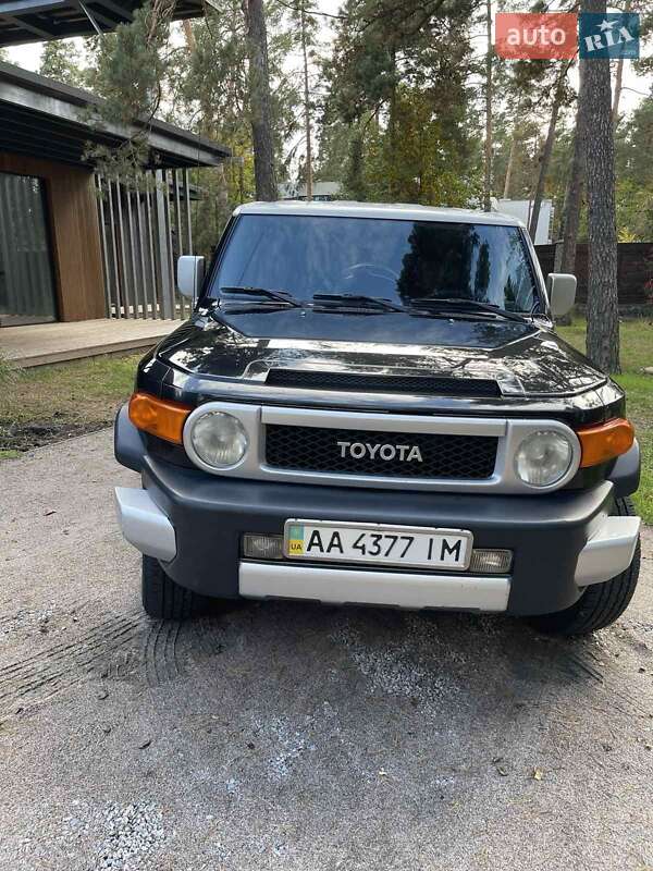 Позашляховик / Кросовер Toyota FJ Cruiser 2008 в Обухові фото 8 Позашляховик / Кросовер Toyota FJ Cruiser 2008 в Обухові