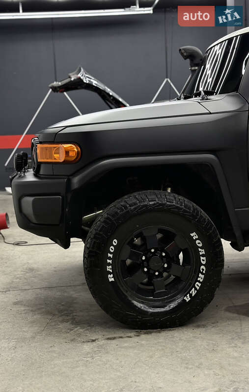 Позашляховик / Кросовер Toyota FJ Cruiser 2006 в Ужгороді фото 35 Позашляховик / Кросовер Toyota FJ Cruiser 2006 в Ужгороді