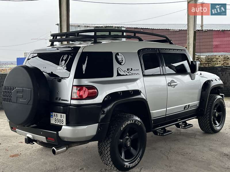 Позашляховик / Кросовер Toyota FJ Cruiser 2006 в Вінниці