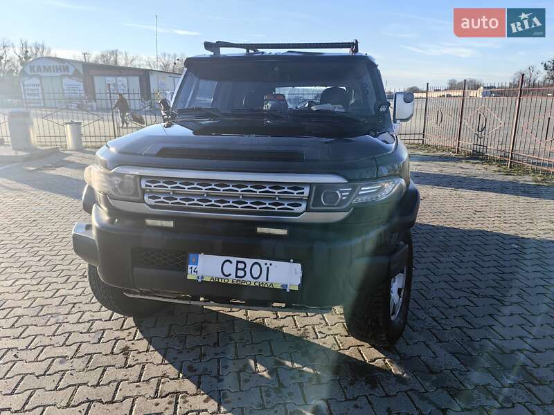 Внедорожник / Кроссовер Toyota FJ Cruiser 2007 в Черновцах