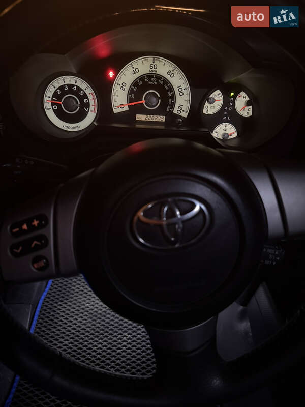 Внедорожник / Кроссовер Toyota FJ Cruiser 2006 в Полтаве фото 14 Внедорожник / Кроссовер Toyota FJ Cruiser 2006 в Полтаве