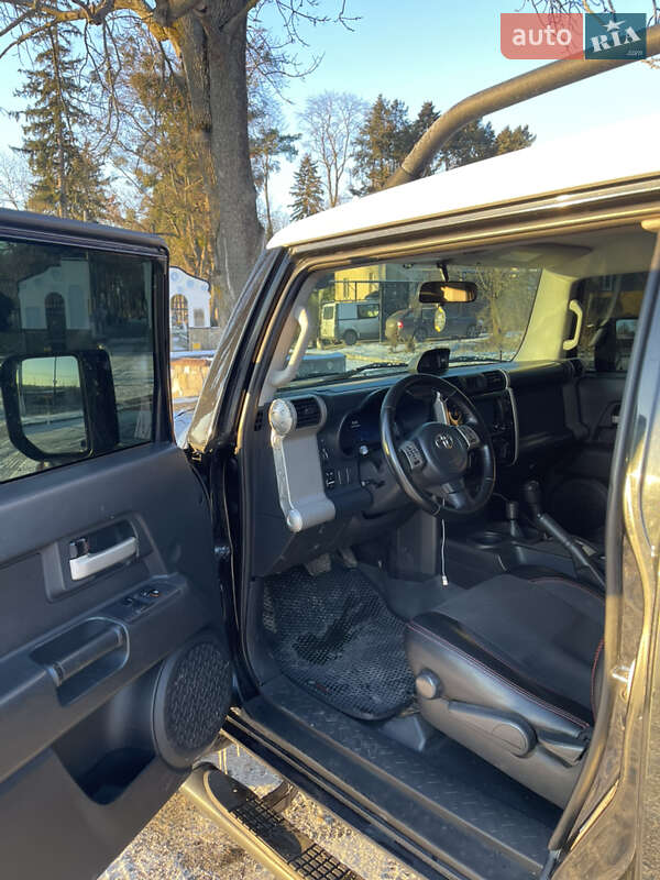 Позашляховик / Кросовер Toyota FJ Cruiser 2007 в Житомирі