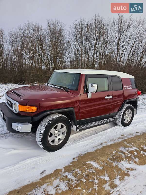 Позашляховик / Кросовер Toyota FJ Cruiser 2008 в Тульчині