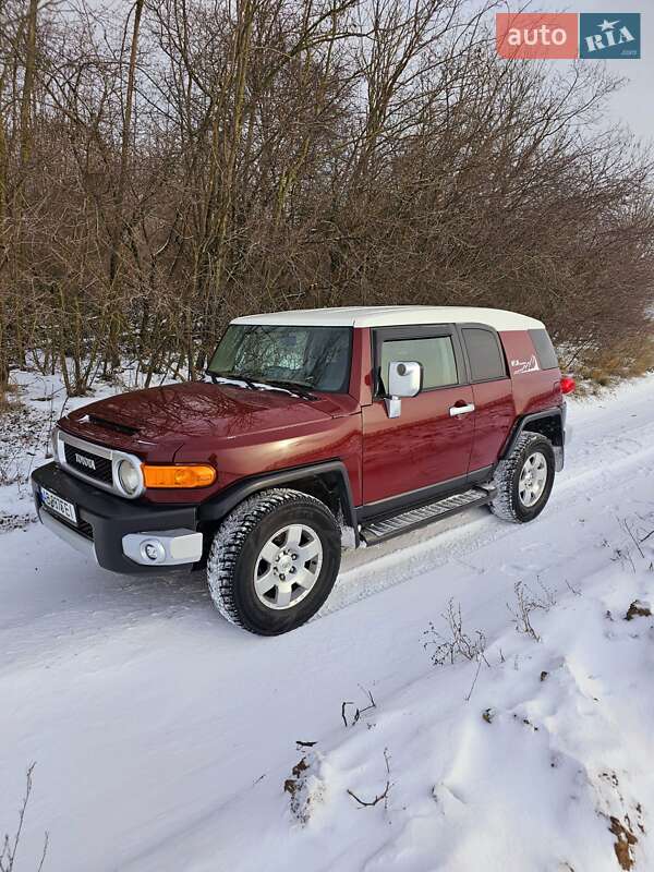 Позашляховик / Кросовер Toyota FJ Cruiser 2008 в Тульчині