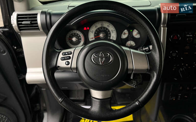 Внедорожник / Кроссовер Toyota FJ Cruiser 2007 в Мукачево