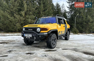 Позашляховик / Кросовер Toyota FJ Cruiser 2007 в Верховині