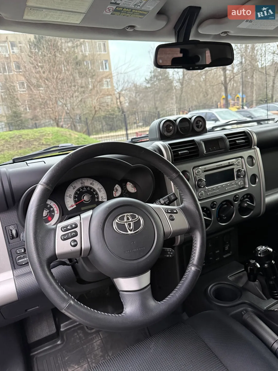 2011 Toyota FJ Cruiser - мініатюра 7