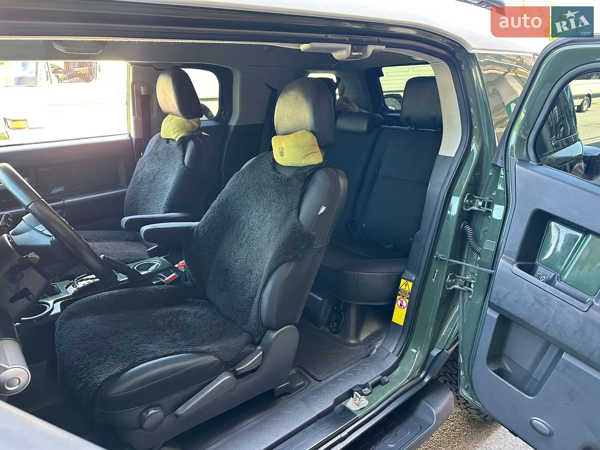 Toyota FJ Cruiser 2012 VIN JTEBU4BF9CK143264 фото оголошення 18 з 40