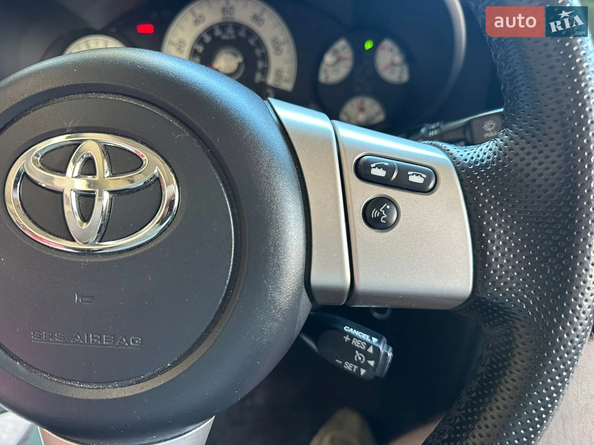 Toyota FJ Cruiser 2012 VIN JTEBU4BF9CK143264 фото оголошення 33 з 40