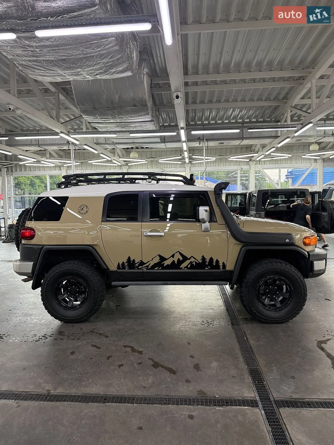 2012 Toyota FJ Cruiser - мініатюра 3