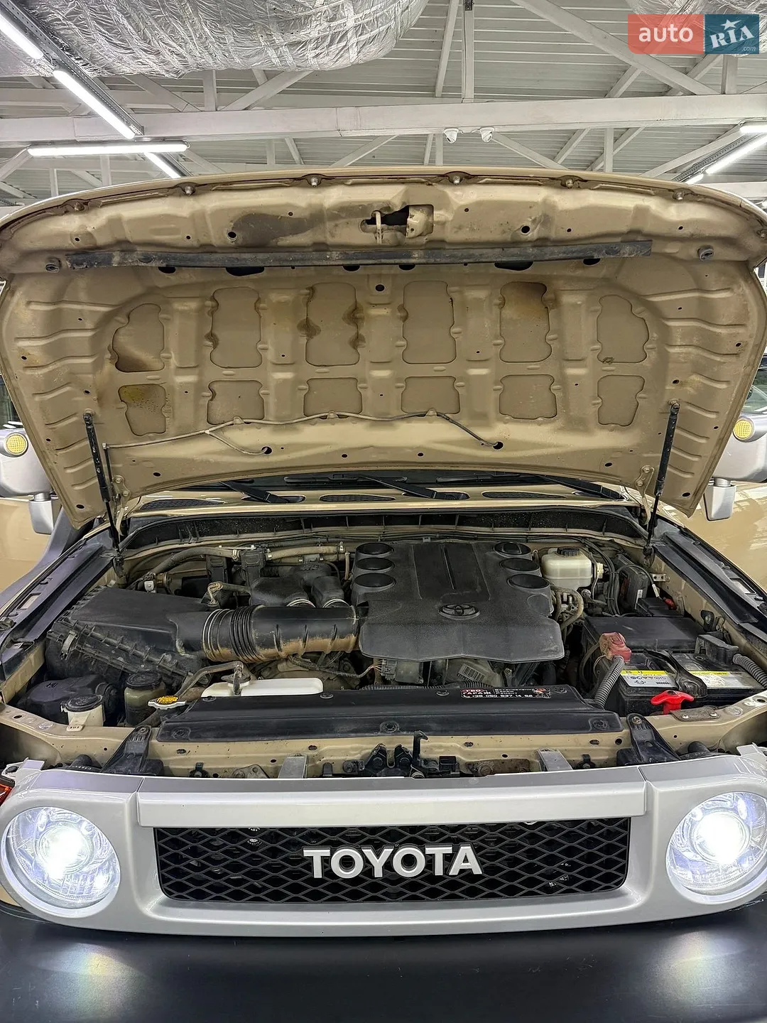 2012 Toyota FJ Cruiser - мініатюра 32
