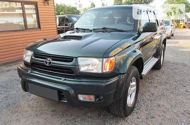 Внедорожник / Кроссовер Toyota Fortuner 2001 в 