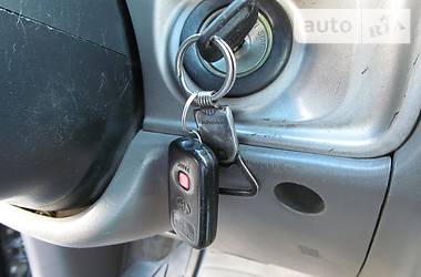 Внедорожник / Кроссовер Toyota Fortuner 2001 в 