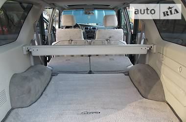 Внедорожник / Кроссовер Toyota Fortuner 2001 в 