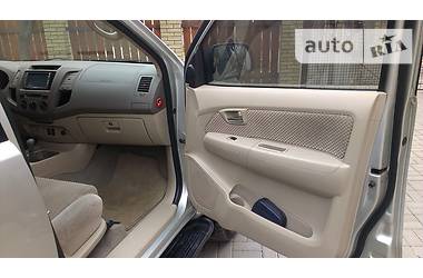 Внедорожник / Кроссовер Toyota Fortuner 2005 в Черновцах