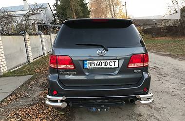 Внедорожник / Кроссовер Toyota Fortuner 2006 в Новопскове