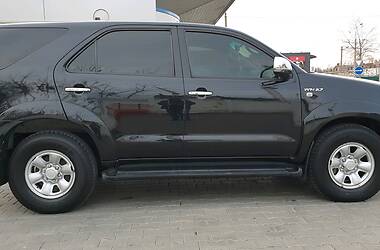 Позашляховик / Кросовер Toyota Fortuner 2007 в 