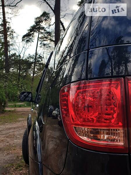 Позашляховик / Кросовер Toyota Fortuner 2007 в Києві