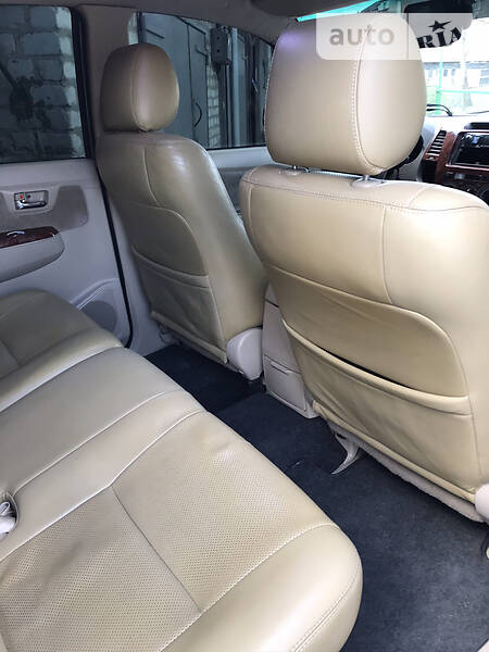 Позашляховик / Кросовер Toyota Fortuner 2005 в Тернополі фото 17 Позашляховик / Кросовер Toyota Fortuner 2005 в Тернополі