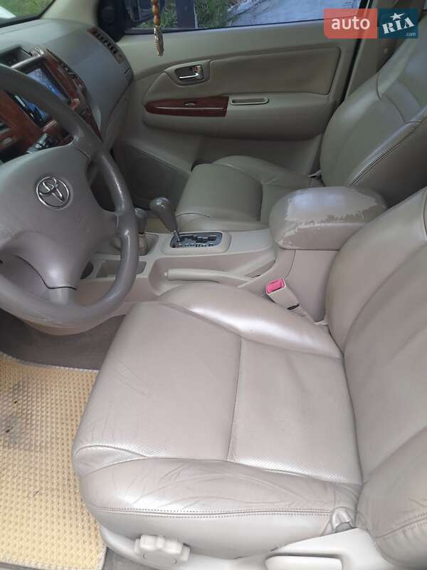 Позашляховик / Кросовер Toyota Fortuner 2008 в Черкасах