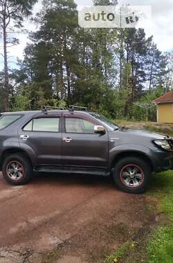 Внедорожник / Кроссовер Toyota Fortuner 2006 в Киеве