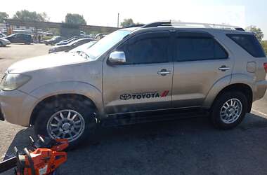 Внедорожник / Кроссовер Toyota Fortuner 2006 в Богодухове