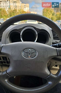 Внедорожник / Кроссовер Toyota Fortuner 2006 в 